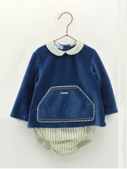 Sweater with kangaroo pocket and striped bloomers