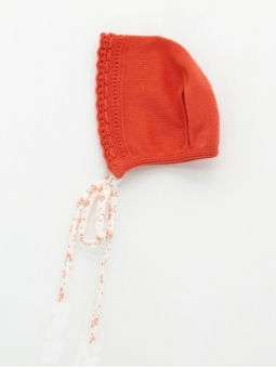 Open stitch bonnet