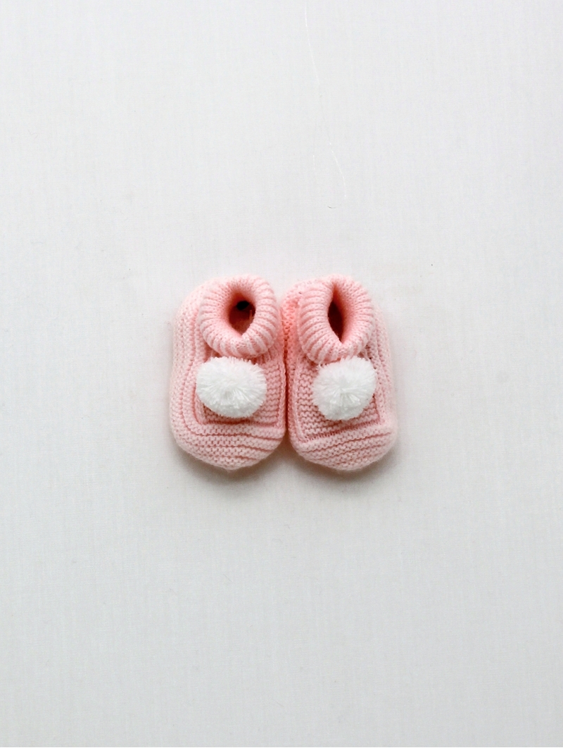 Booties with pompom