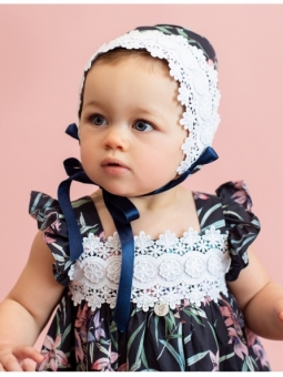 Patterned baby girl bonnet