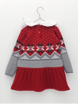Knitted girl dress with hip cut