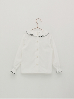 White poplin shirt with contrasting finishes