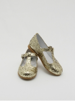 Golden ballerinas shoes