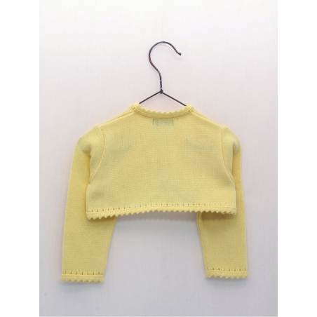 Plain knitted short cardigan with round ends