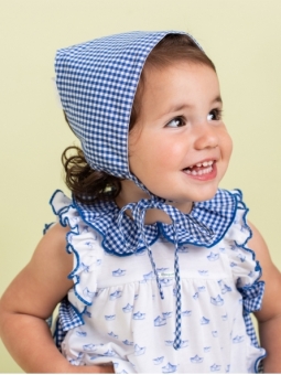 Baby girl bonnet