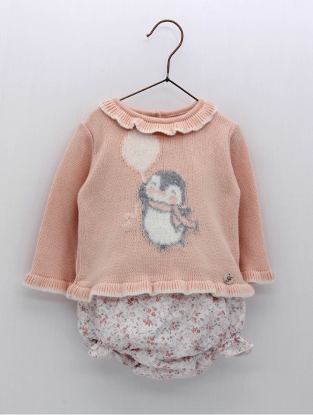 Sweater and shorties two pieces set