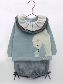 Sweater and shorties set