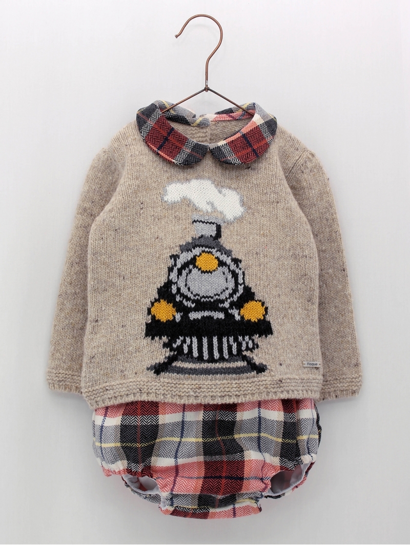 Sweater and shorties two pieces set