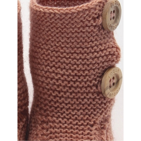 Boot-like booties with buttons