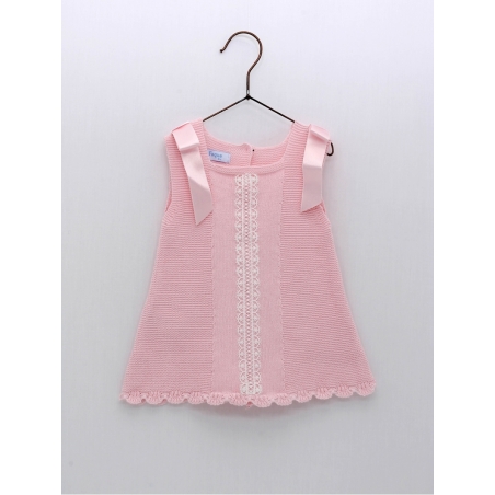 Vestido ponto com entredós