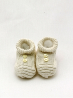 Bootie with buttons
