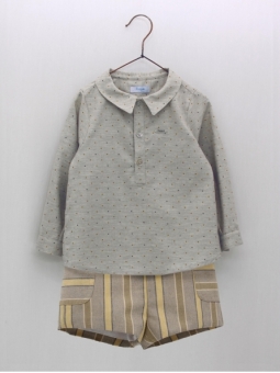 Conjunto pantalón e camisa estrellitas