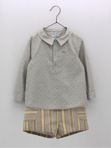 Conjunto pantalón e camisa estrellitas