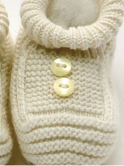 Bootie with buttons