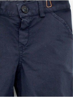 Pantalón curto