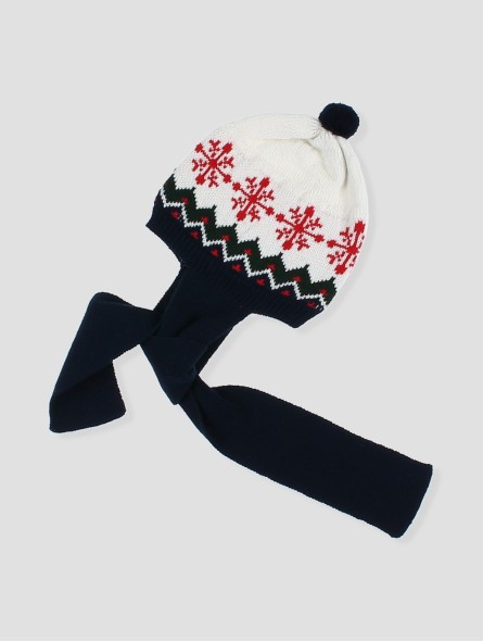 Pompom hat with snowflake Greek key