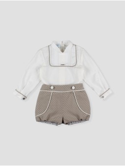 Batiste blouse and pleated shorts set