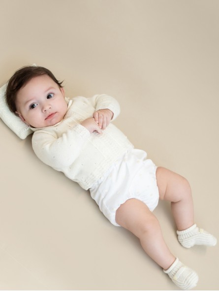 Knitted baby boot-like booties