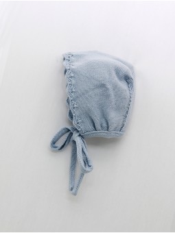 Bonnet with wave start