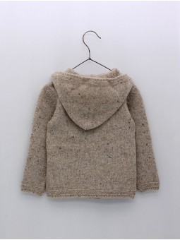 Knitted sweater with hood