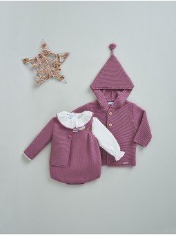 Knitted cardigan with buttons
