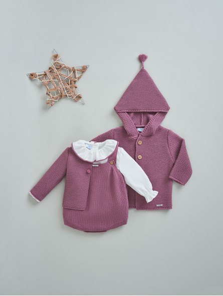 Knitted cardigan with buttons