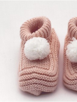 Booties with pom pom