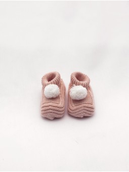 Booties with pom pom