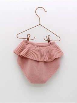 Knitted shorties with ruffle