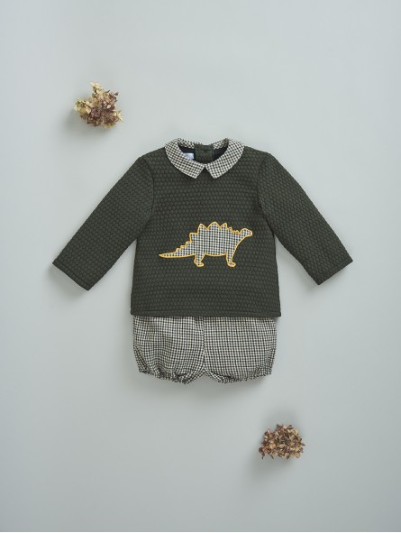 Sweater and shorts two pieces set
