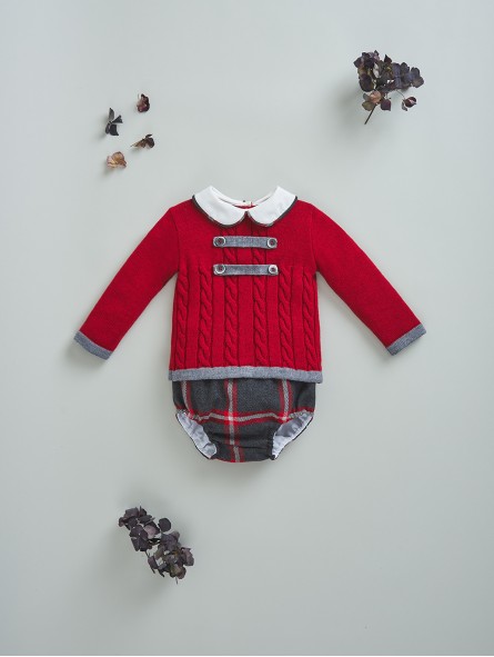 Sweater and shorties two pieces set