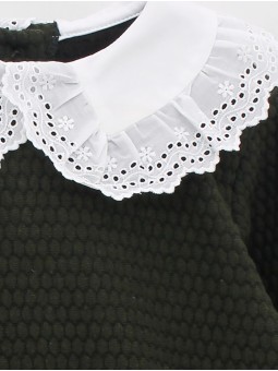 Sweatshirt with ruffle collar