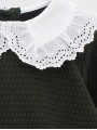 Sweatshirt with ruffle collar
