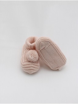Knit booties with pompom
