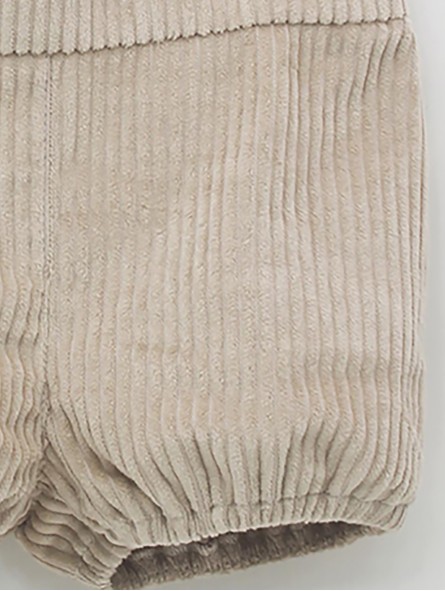 Pantalón com borrachas de pana