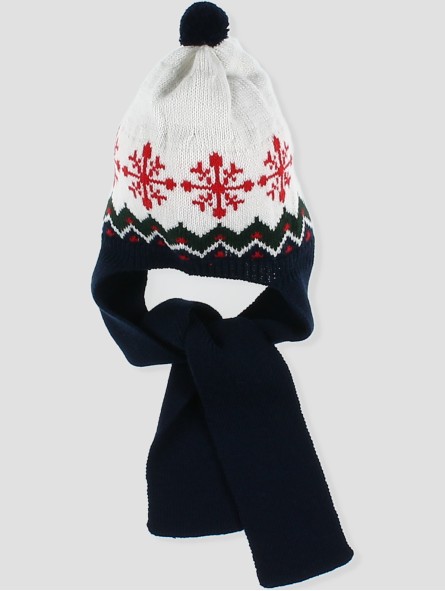 Pompom hat with snowflake Greek key