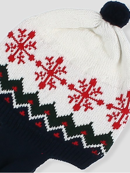 Pompom hat with snowflake Greek key
