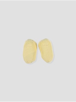 Knitted baby shoe